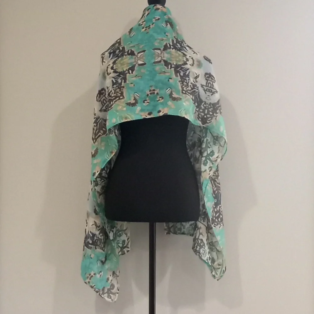 Scarf - Picture 4 of 4